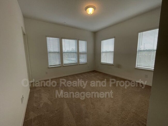 Building Photo - 191 Sun Palm Ln