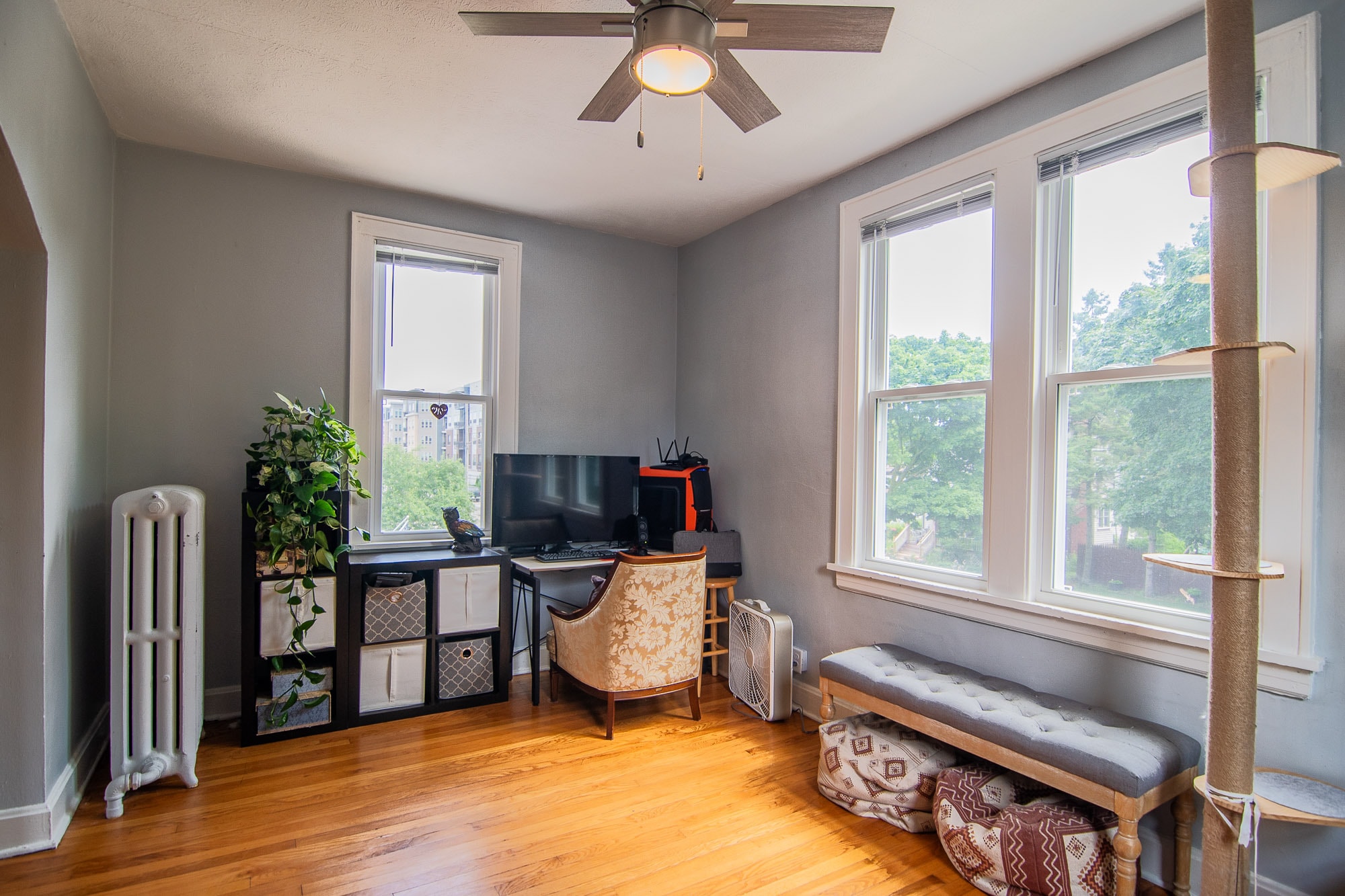 Building Photo - 5940 5th Ave