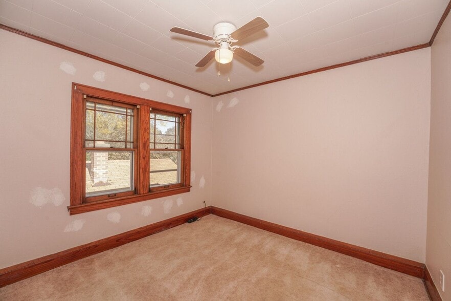 Building Photo - 2975 N 58th St