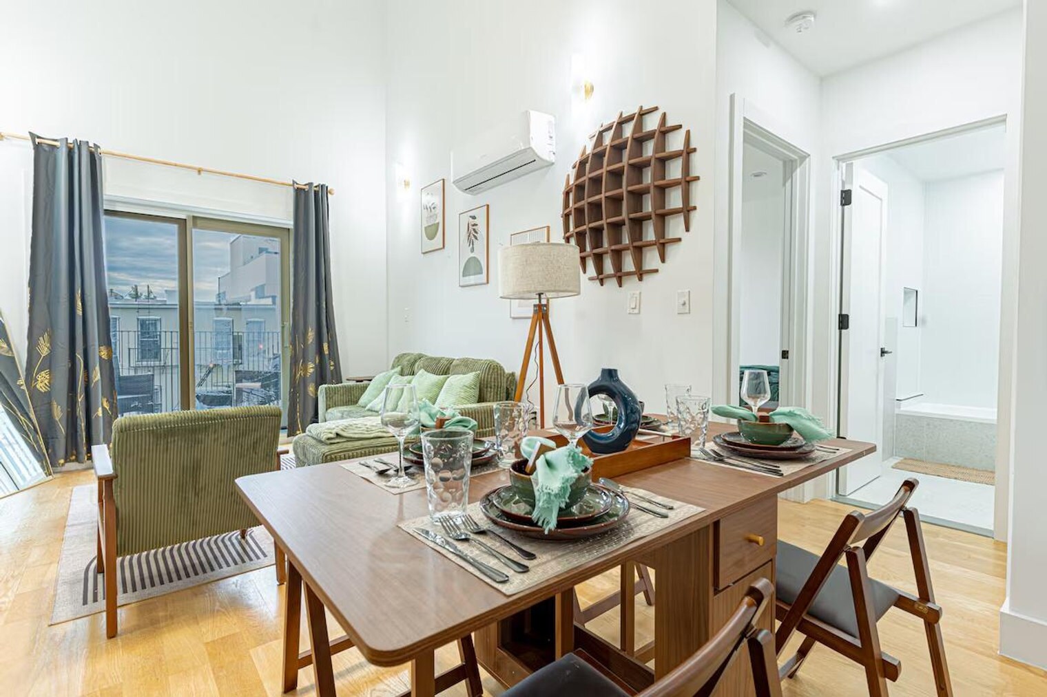 Building Photo - 1293 Decatur St