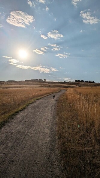 Building Photo - 2882 Ridge Dr