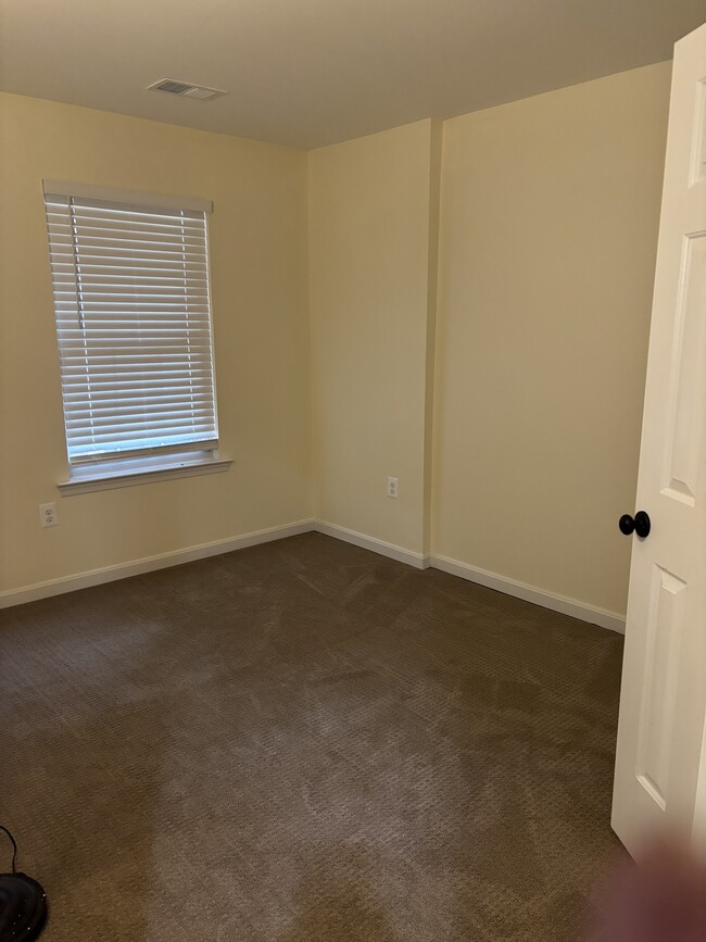 Building Photo - 4150 Crab Apple Ct