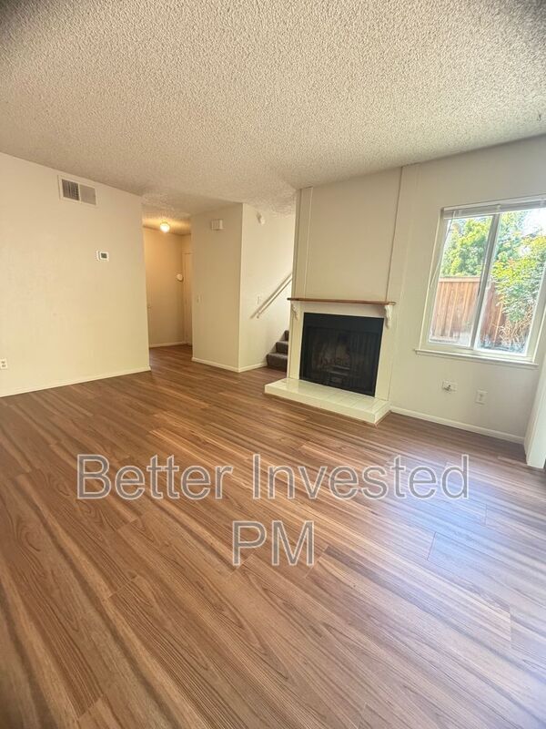Building Photo - 2808 Tachevah Dr