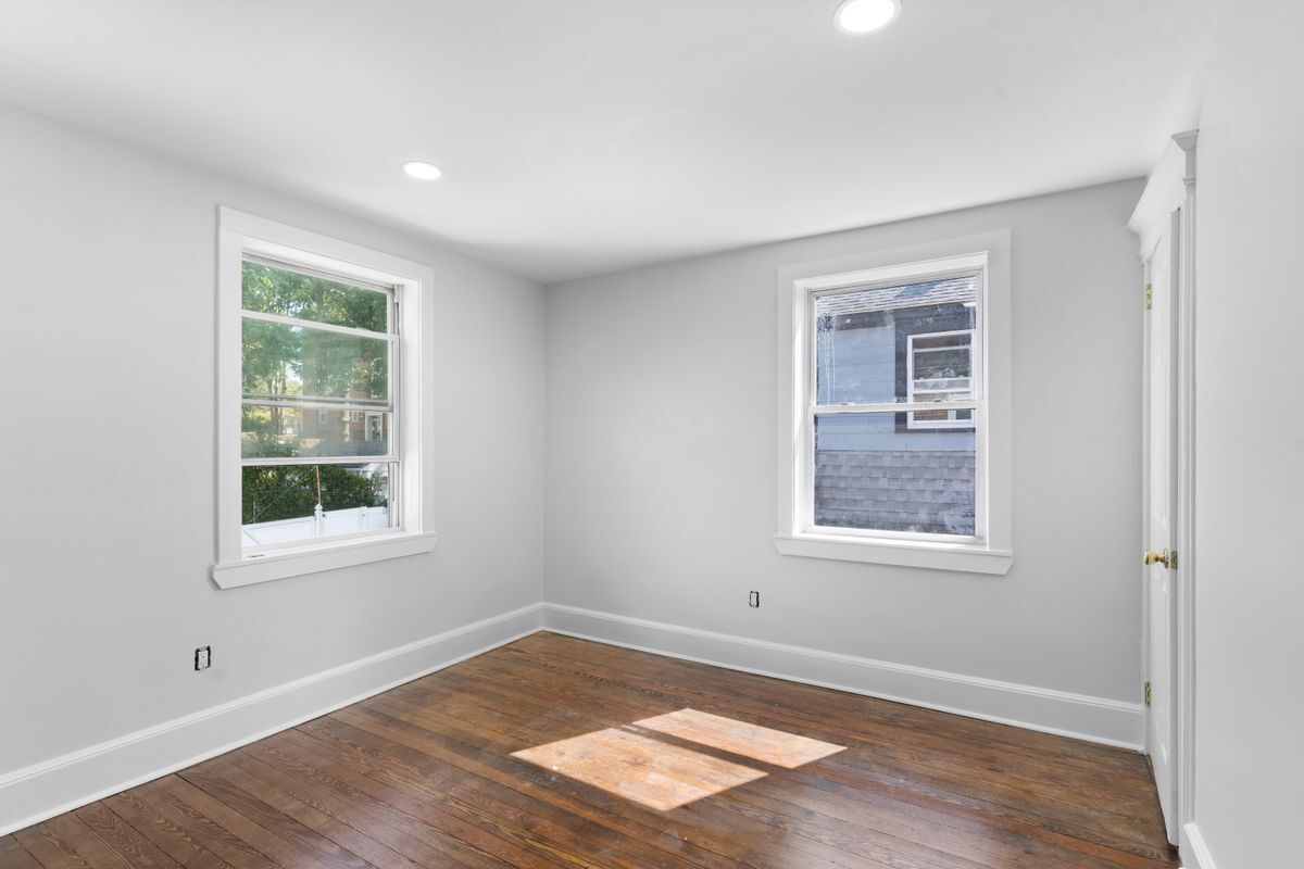 Building Photo - 366 Remington St