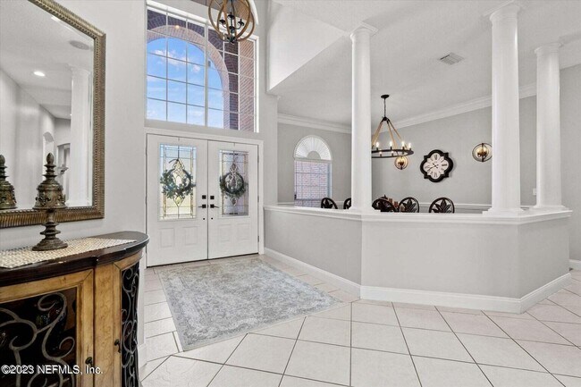 Building Photo - 3826 Reedpond Dr N