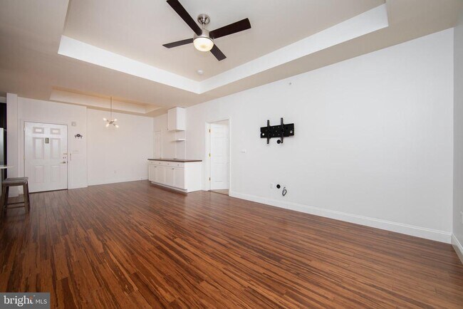 Building Photo - 244 Breeders Cup Dr