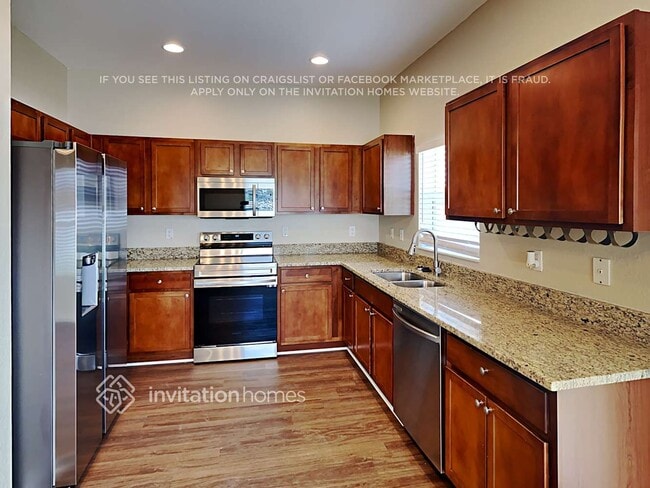 Building Photo - 2825 Oak Hammock Loop