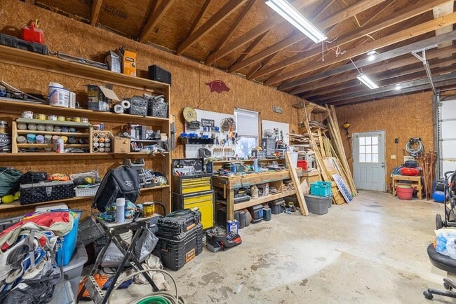 Building Photo - 12840 Ruby Rd