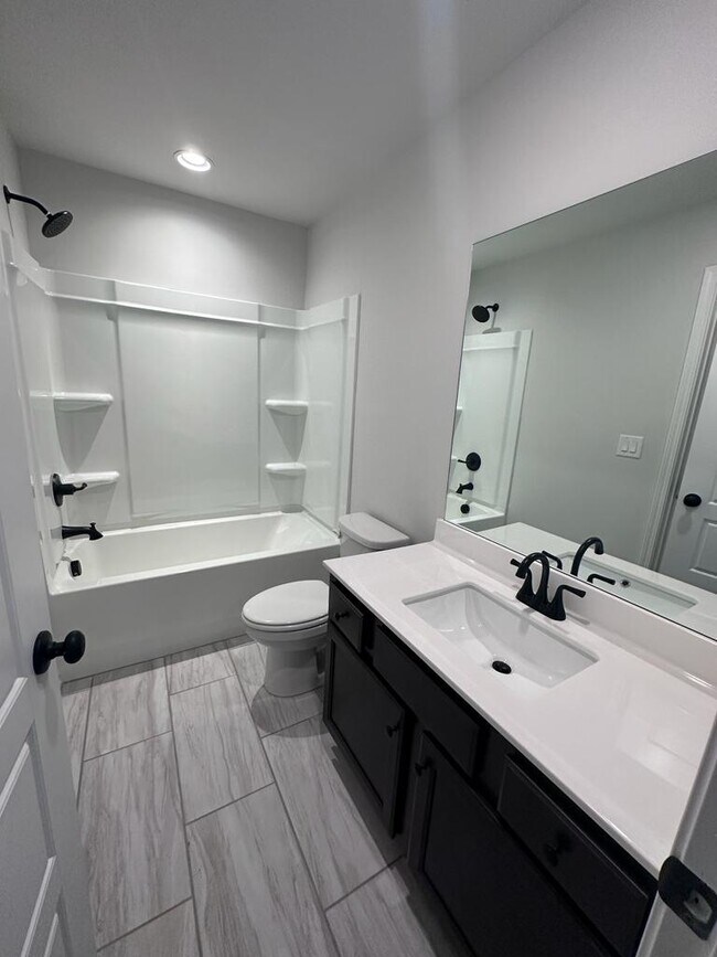 Building Photo - 4611 Cypress Landing Way