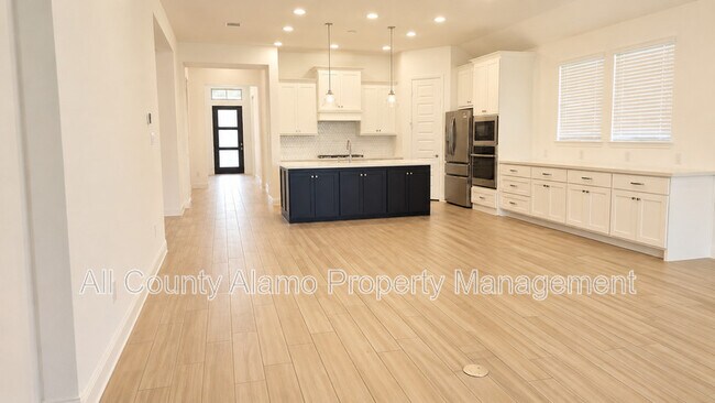 Building Photo - 335 Alpine Lks