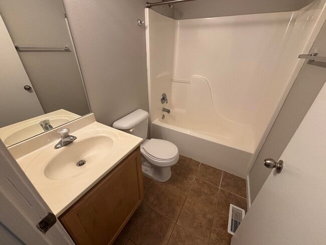 Building Photo - 5311 Currituck Ln