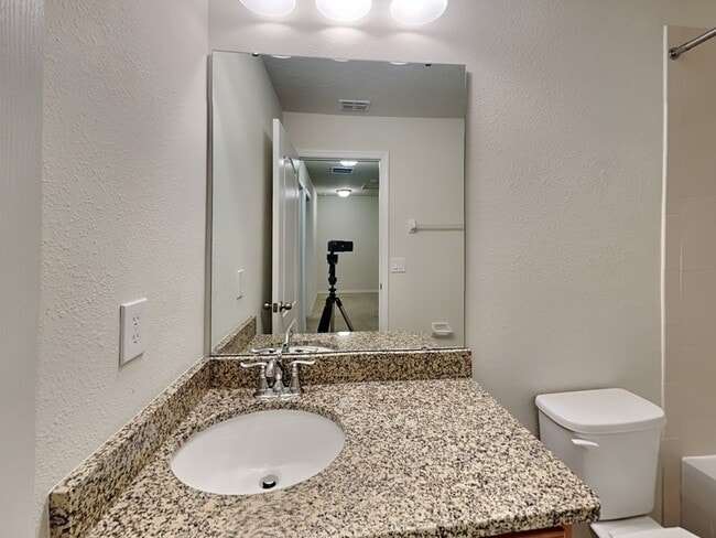 Building Photo - 7503 Aloma Pines Ct