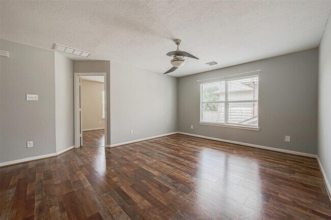 Building Photo - 18110 Shallow Leaf Ln