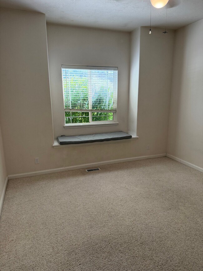 Building Photo - 14170 W Guinness Ct