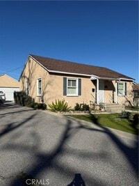 Building Photo - 10213 Nassau Ave