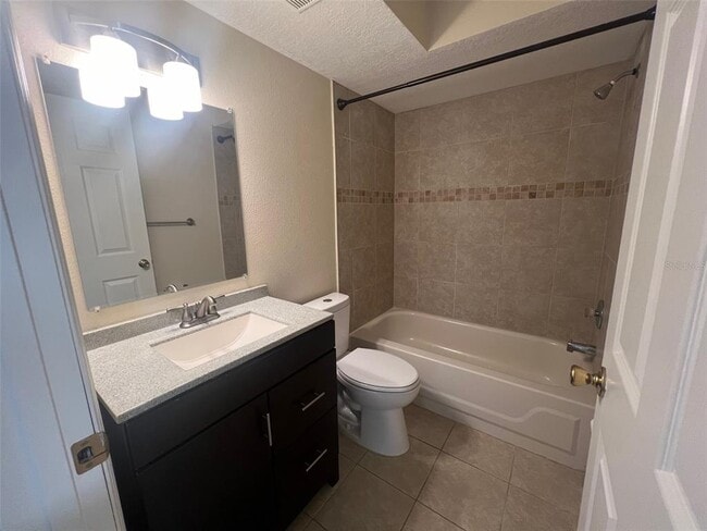 Building Photo - 3019 Bonaventure Cir