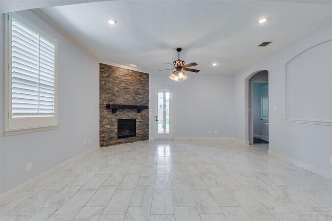 Building Photo - 5517 Ridgepass Ln