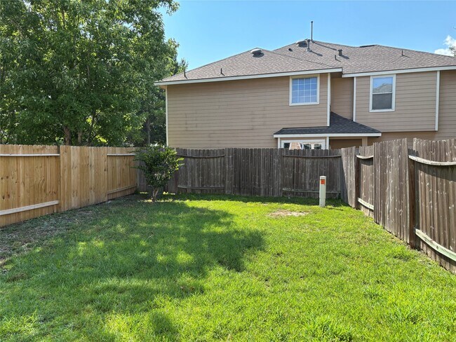 Building Photo - 25306 Calderstone Ct