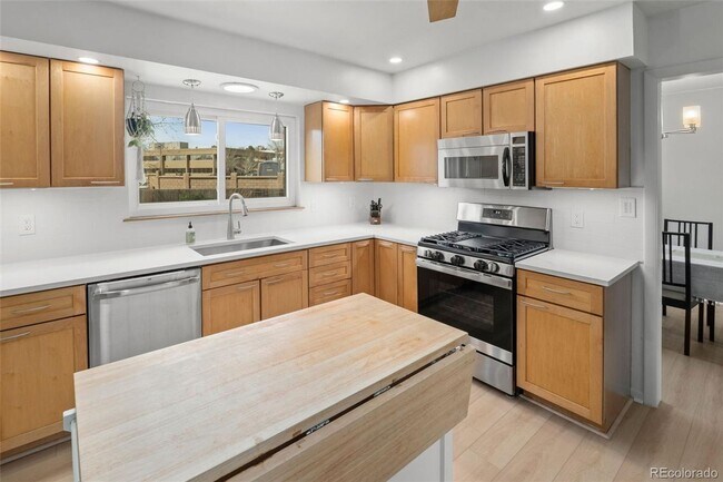 Building Photo - Incredible 4 bedroom home in Virginia Vale