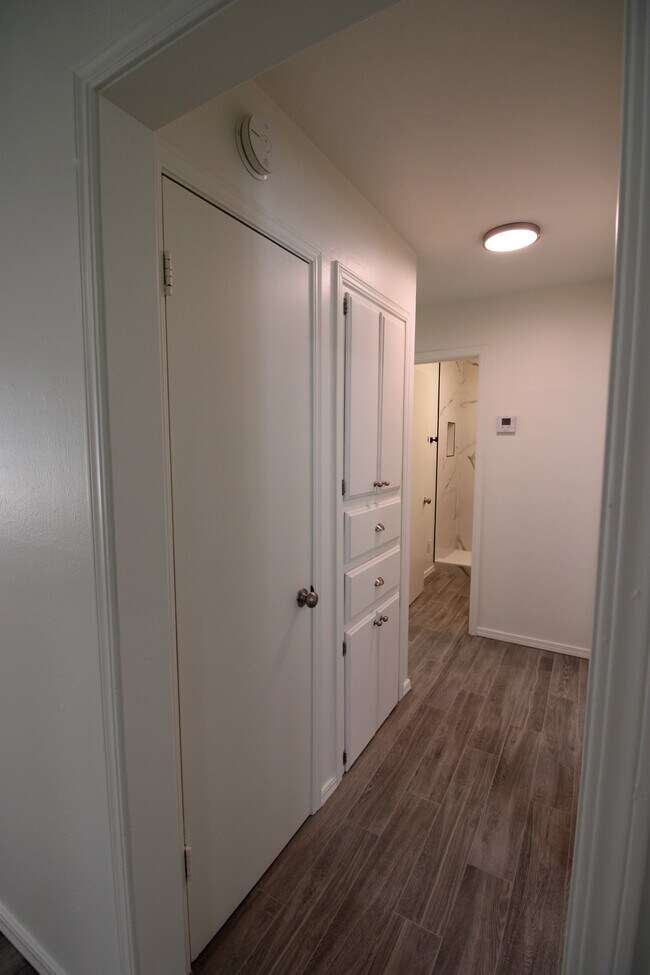 Building Photo - 59 Shirley Ln