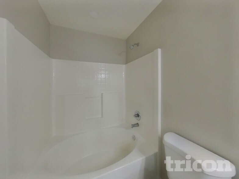 Building Photo - 176 Heartwood Hill