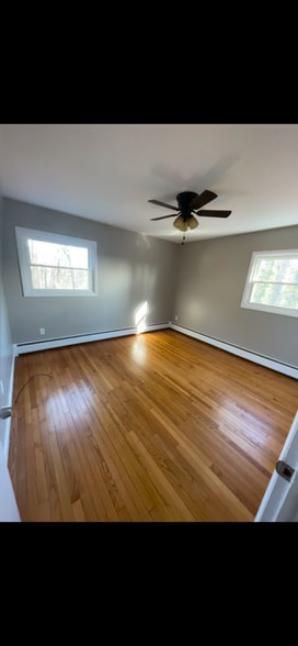 Building Photo - 513 Waverly Ave