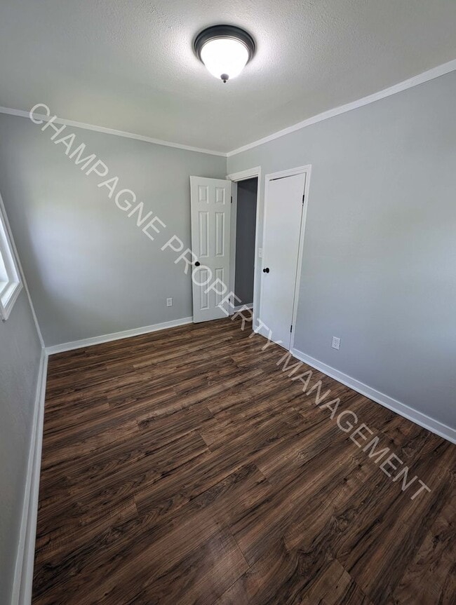 Building Photo - Updated Single Family Home