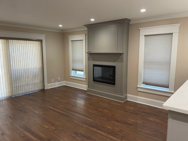 Building Photo - Beautifully Remodeled Home in the City of ...