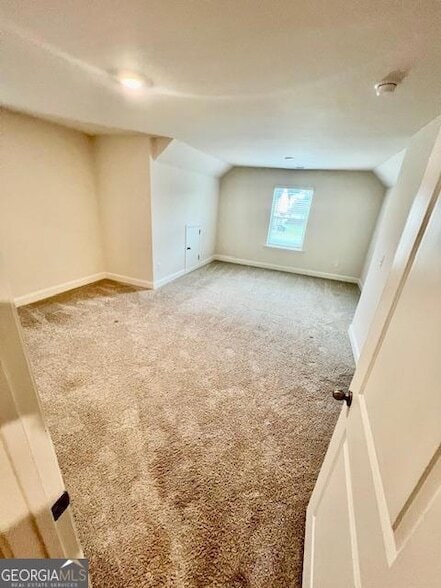 Building Photo - 600 Rosehill Ln SW