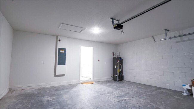 Building Photo - 750 HUGO Dr