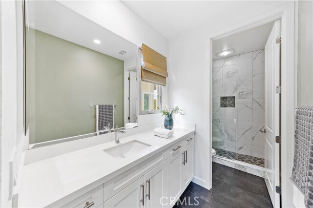 Building Photo - 66 Furlong