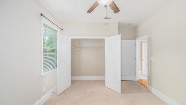 Building Photo - 6947 Cortona Hills Way
