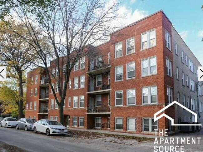 Building Photo - 2520 W Leland Ave