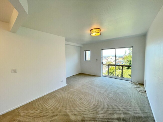 Building Photo - Contemporary, Stunning 3BR/2.5BA Noe Valley Home w/Tranquil Garden! PROGRESSIVE