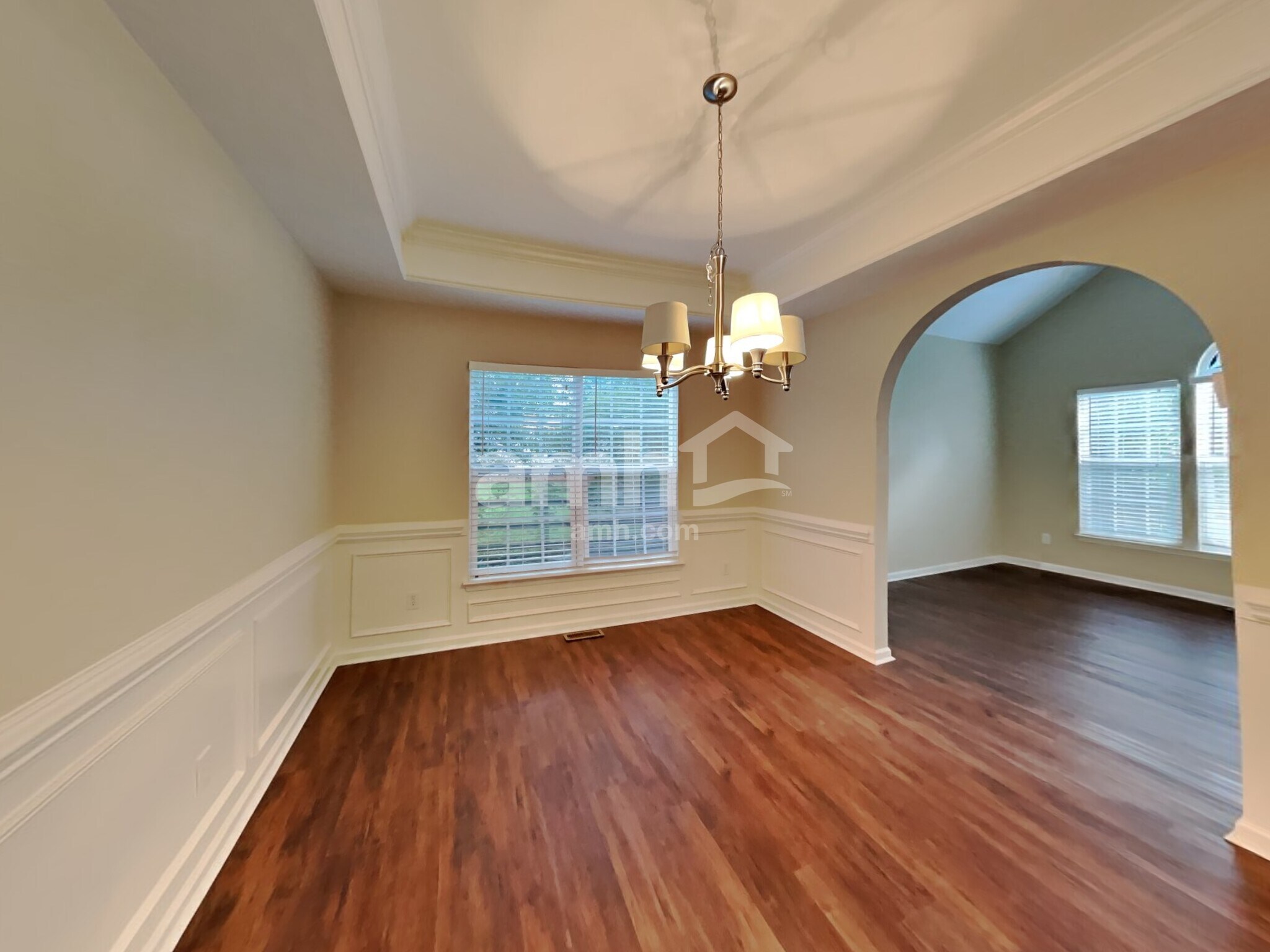Building Photo - 20320 Southshore Dr