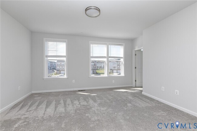 Building Photo - 713 McCormick Farm Dr