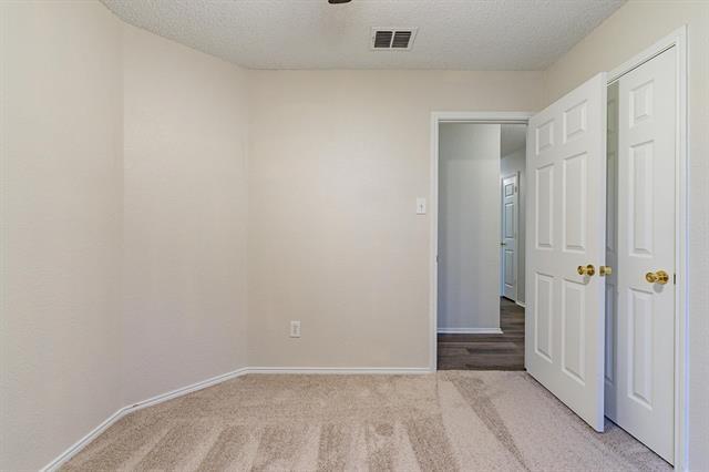 Building Photo - 3307 Syracuse Dr