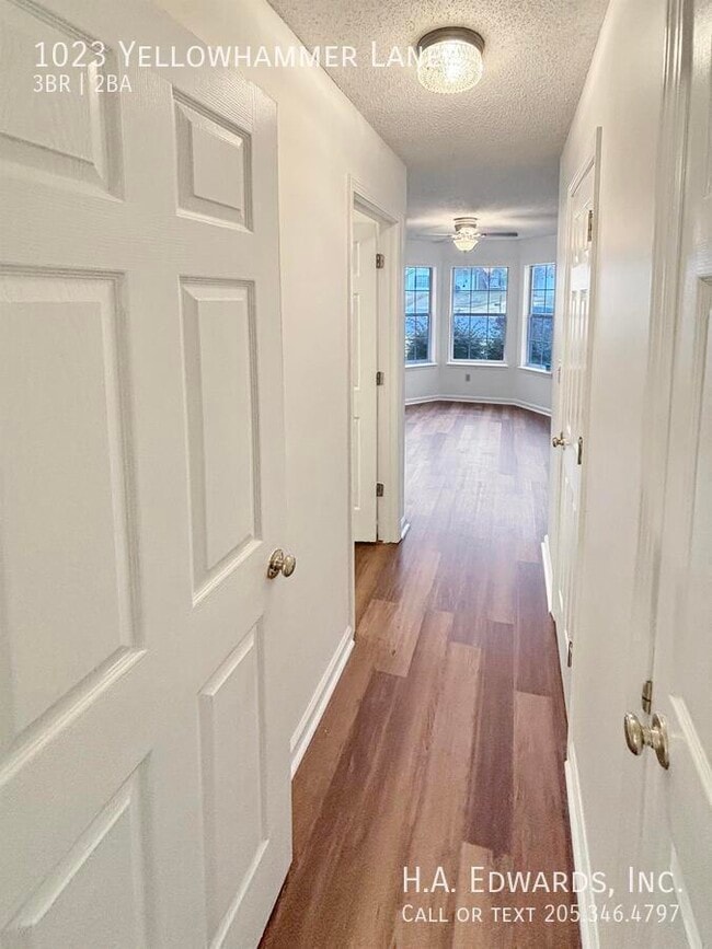 Building Photo - 1023 Yellowhammer Ln