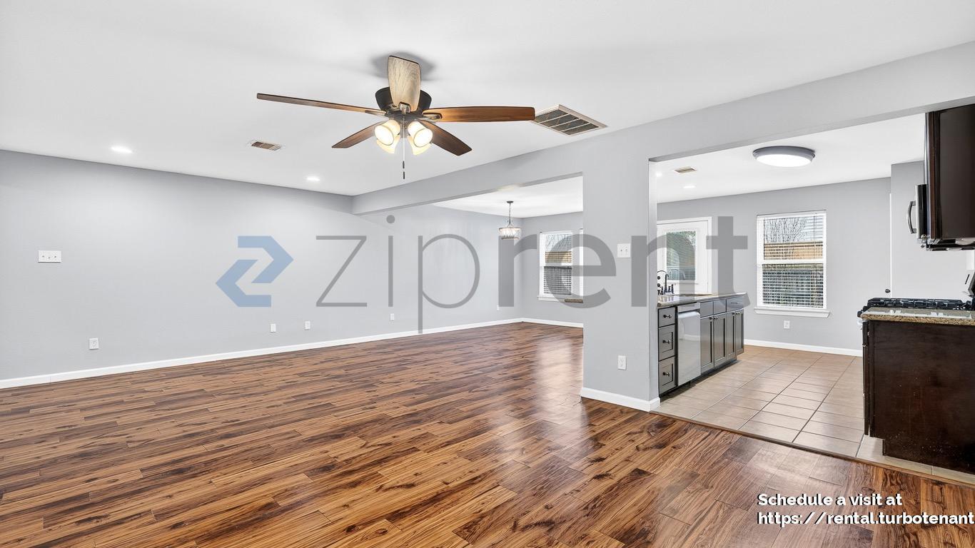 Building Photo - 15818 Whiteglade Ln