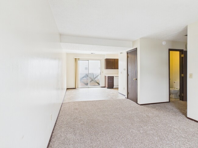 Building Photo - 534 Martin Ave