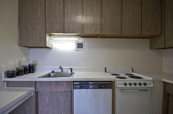 Building Photo - 129 Chiswick Rd