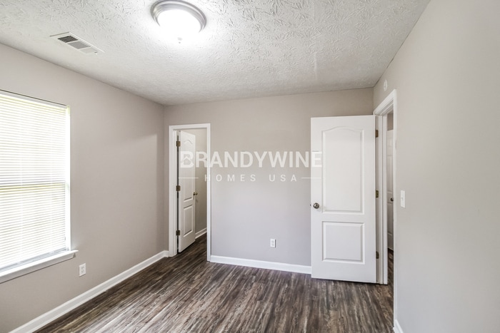 Building Photo - 2532 Brookgate Crossing