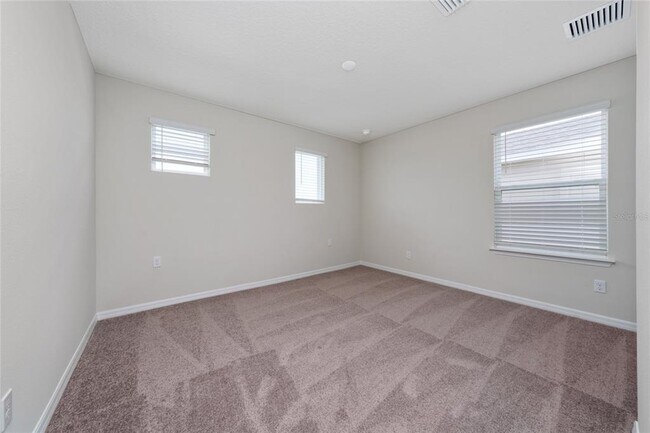 Building Photo - 2273 Mossy Vine Ave
