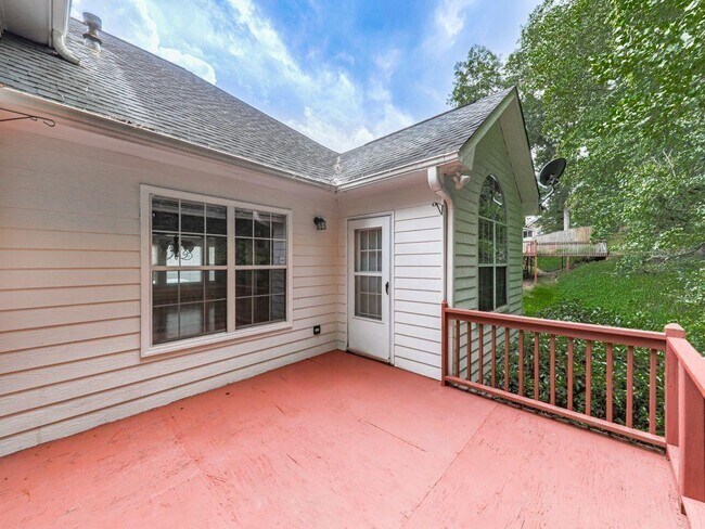 Building Photo - 3007 Clove Tree Ln