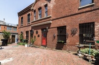 Building Photo - 315 S Ashland Ave