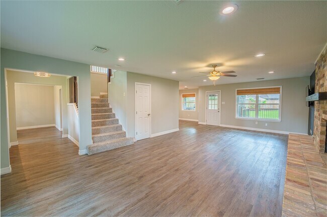 Building Photo - 13018 Wincrest Ct