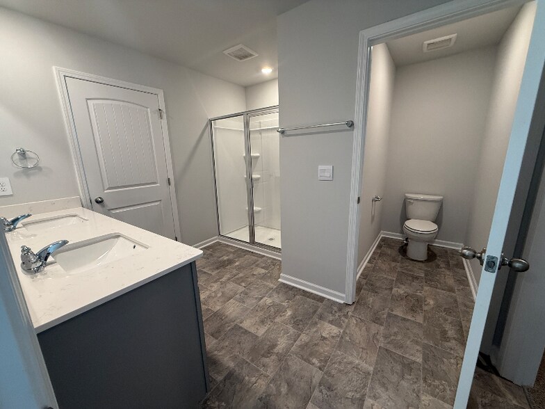 Building Photo - 97 Hartmann Crossing Dr