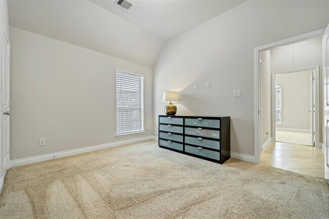 Building Photo - 17638 Cleeves Dr