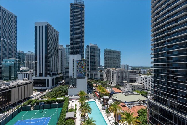 Building Photo - 801 S Miami Ave