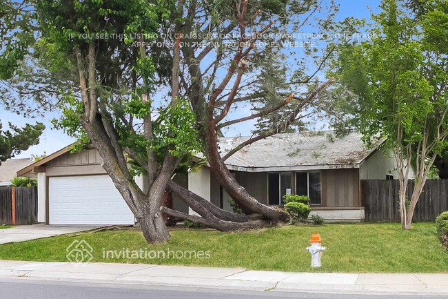 Building Photo - 4360 Armadale Way